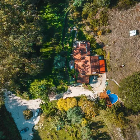 Οργανωμένο κάμπινγκ Nativo Natureza Pink Wood Cela (Leira)